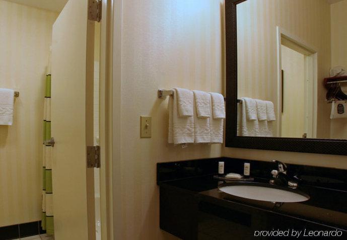 Fairfield Inn Suites Brunswick Exteriör bild
