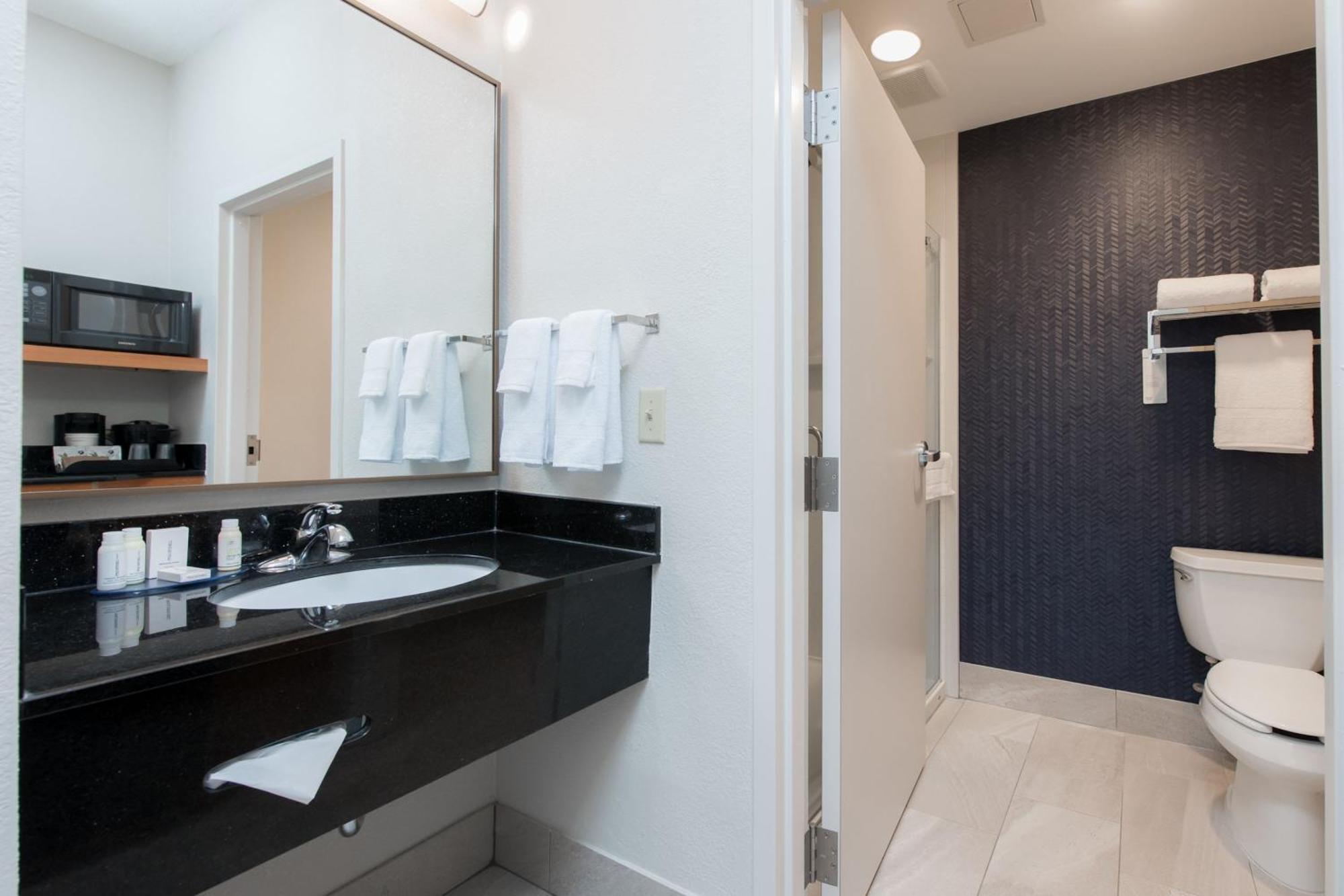 Fairfield Inn Suites Brunswick Exteriör bild