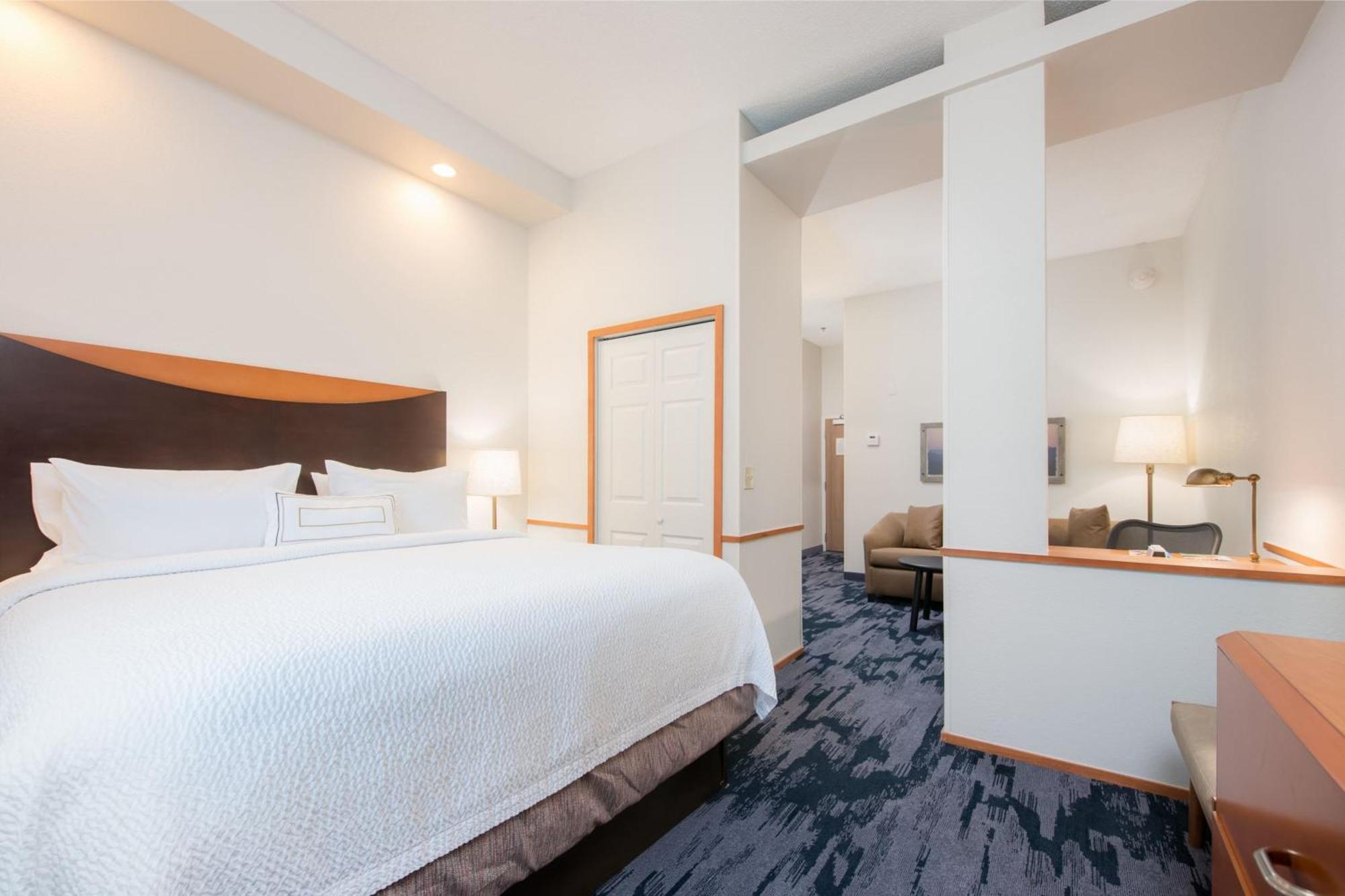Fairfield Inn Suites Brunswick Exteriör bild